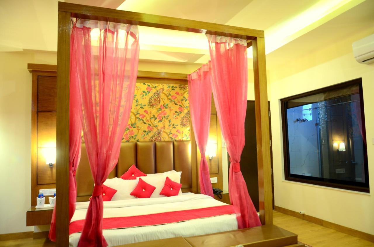 Hotel Grand Sharan Катра Екстер'єр фото