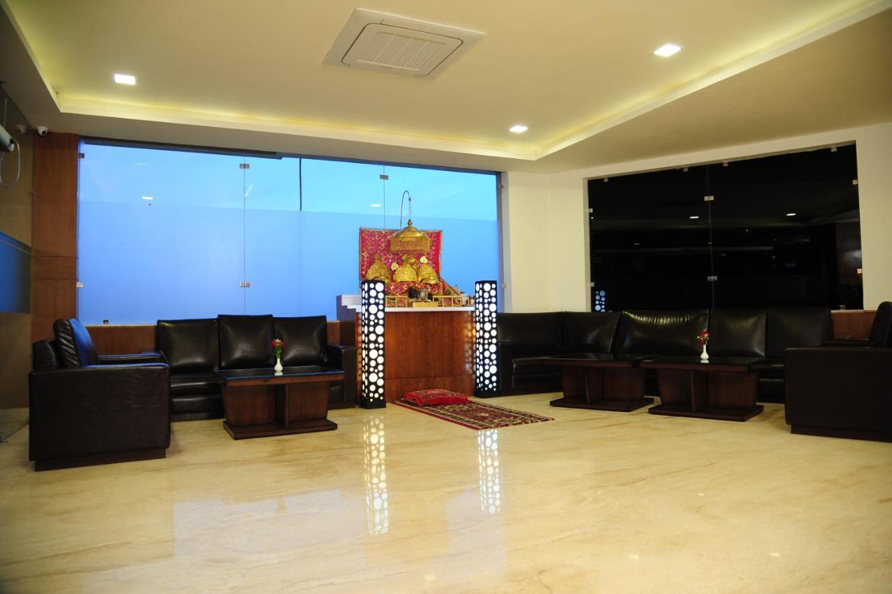 Hotel Grand Sharan Катра Екстер'єр фото