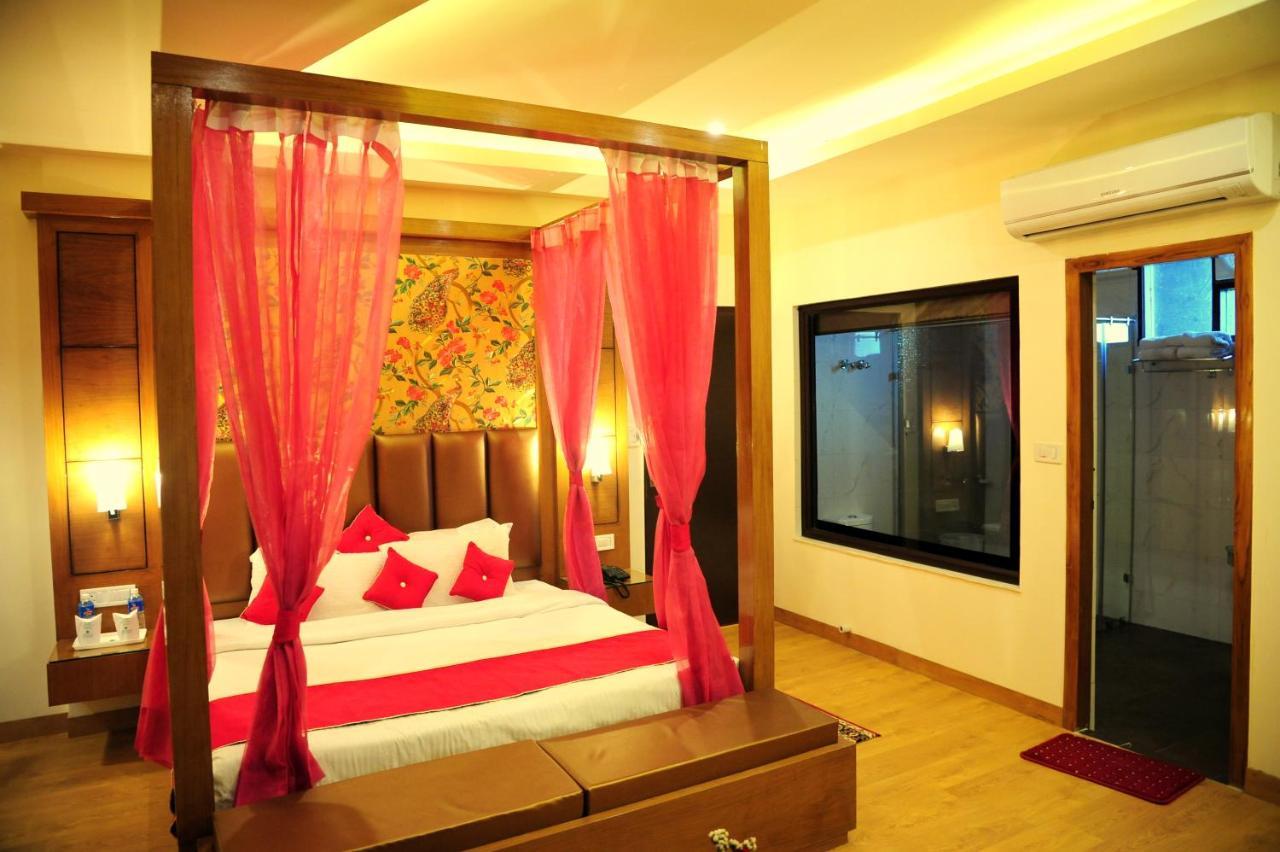 Hotel Grand Sharan Катра Екстер'єр фото