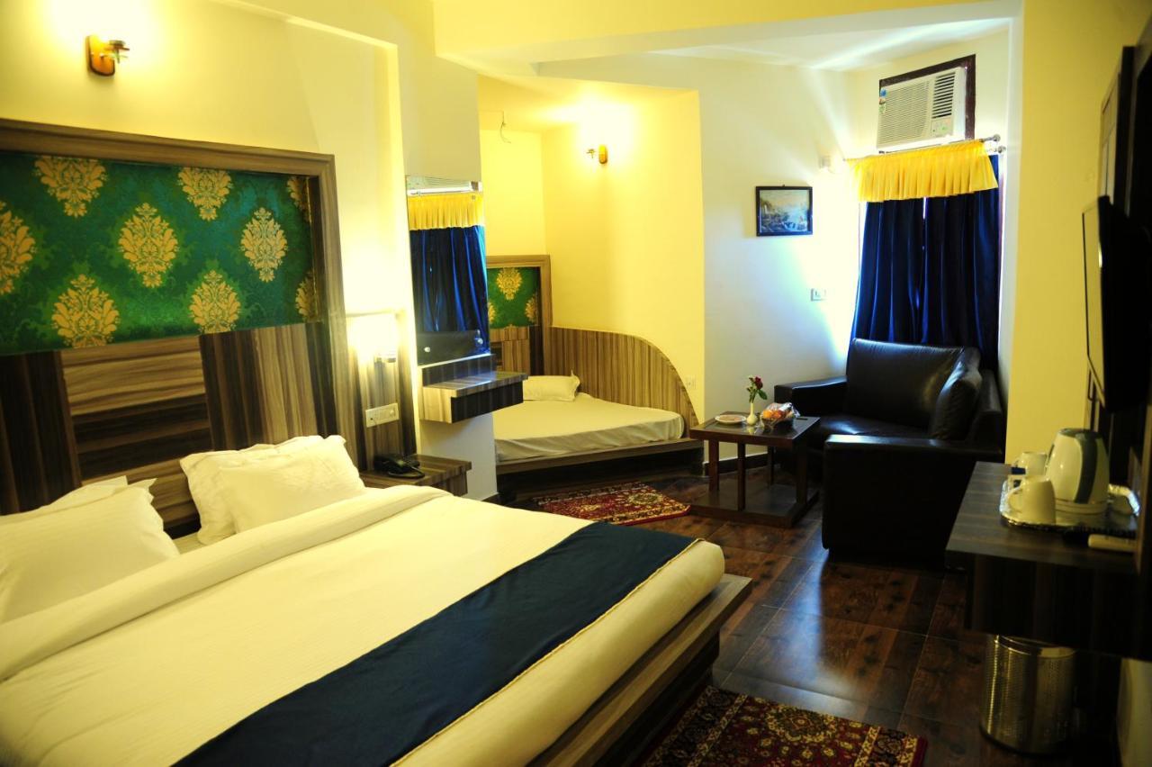 Hotel Grand Sharan Катра Екстер'єр фото