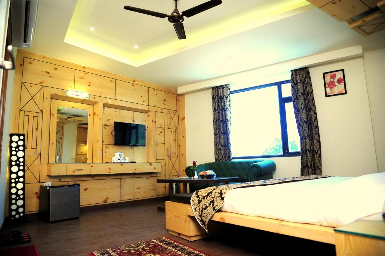 Hotel Grand Sharan Катра Екстер'єр фото