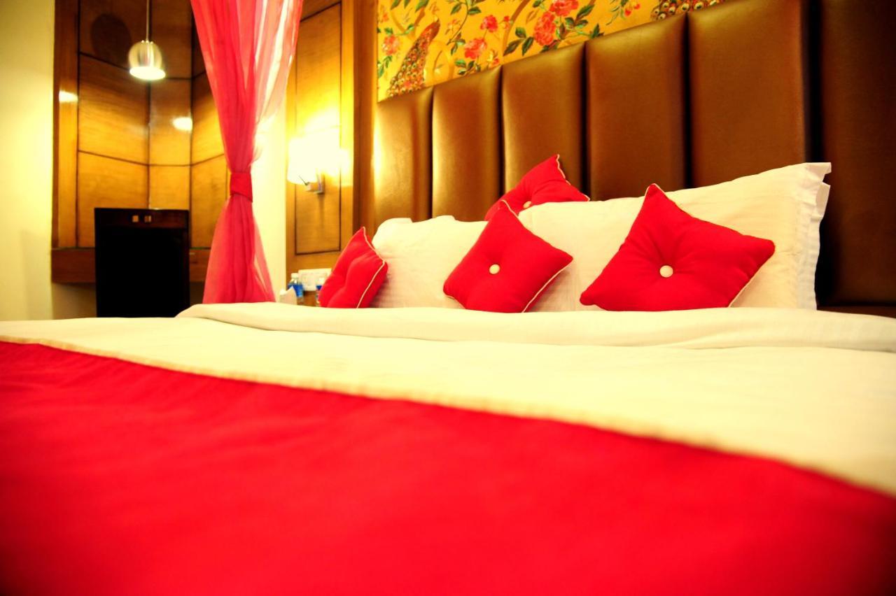 Hotel Grand Sharan Катра Екстер'єр фото