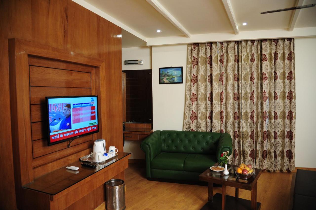 Hotel Grand Sharan Катра Екстер'єр фото