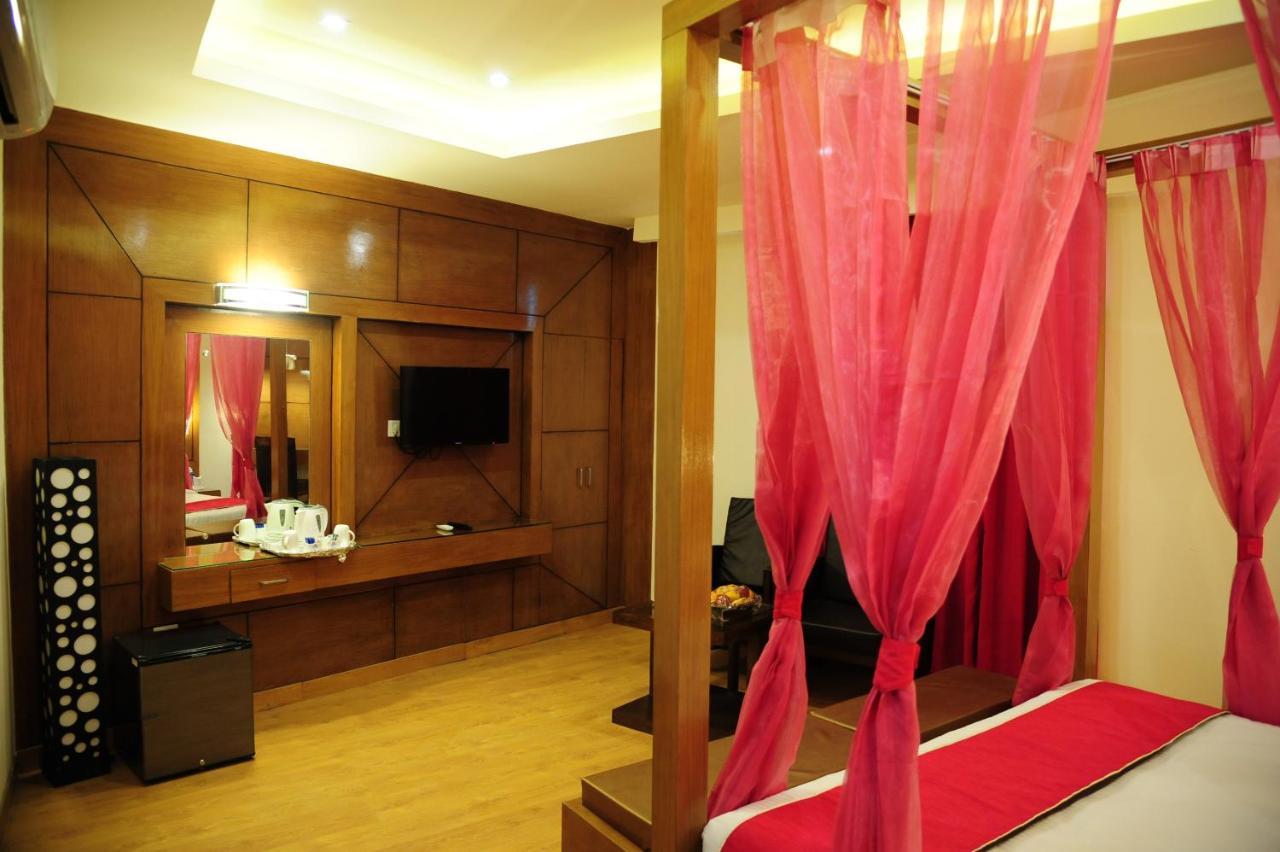 Hotel Grand Sharan Катра Екстер'єр фото